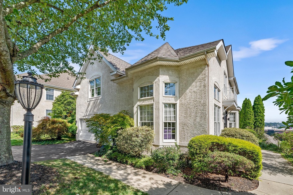 1010 Riverview Ln, Conshohocken, PA 19428 - photo 1