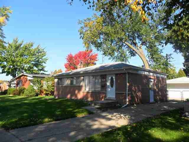 16027 Larkspur St, Roseville, MI 48066 - photo 1