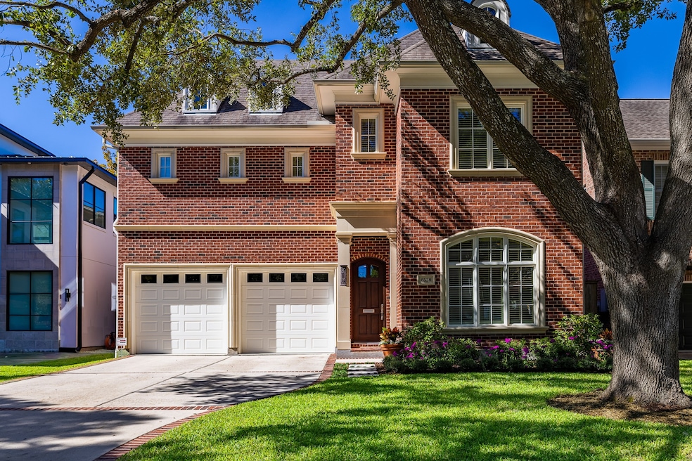 For Sale $2,250,000 • Co-Listing Agent