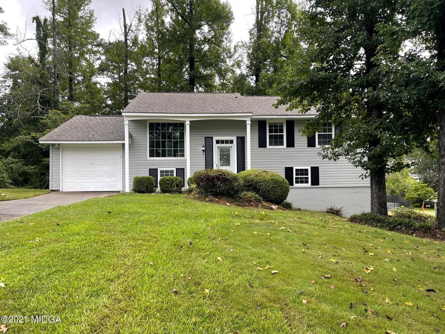 1237 Timberlane