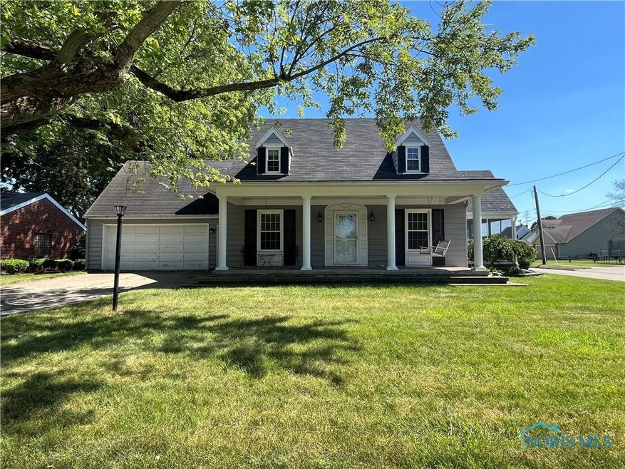 325 W Holland St, Archbold, OH 43502 - photo 1