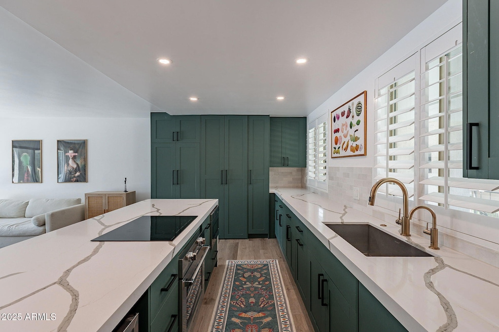27-web-or-mls-Lafayette-27