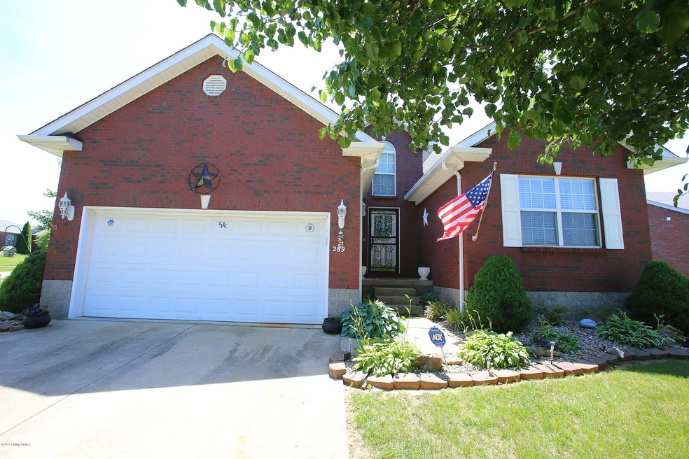 289 Park Ridge Dr, Mount Washington, KY 40047 - photo 1