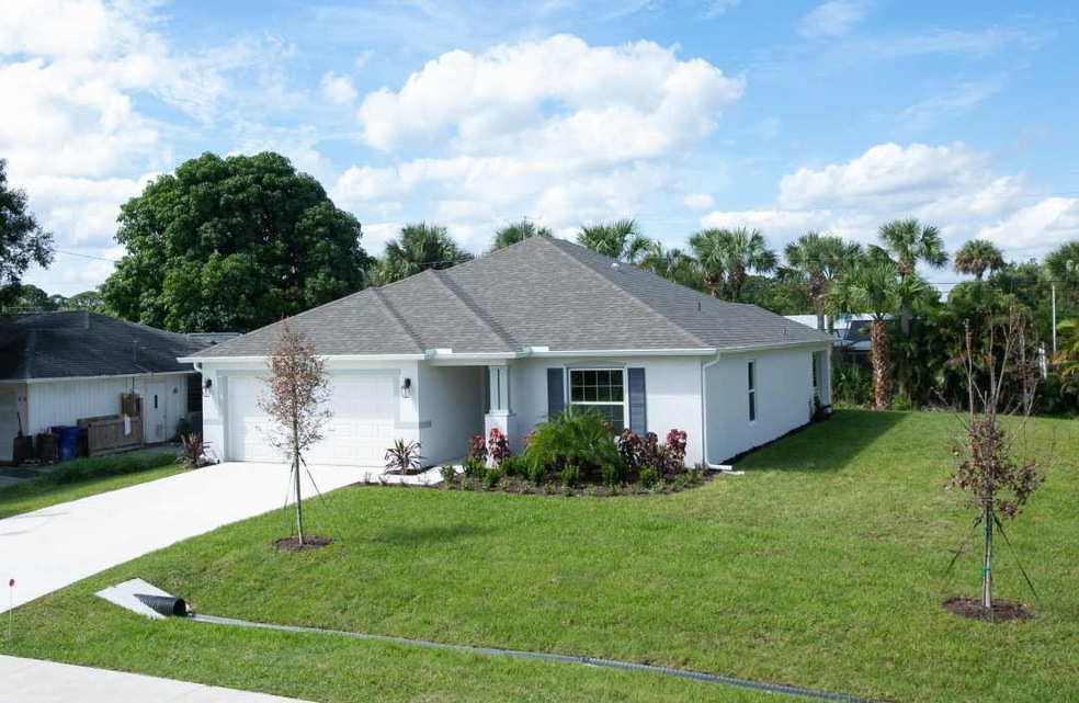 142 Easy St, Sebastian, FL 32958 - photo 1