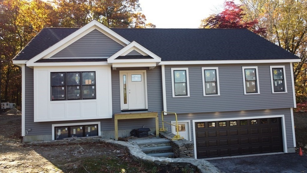 35 Lincoln St, Northborough, MA 01532 - photo 1