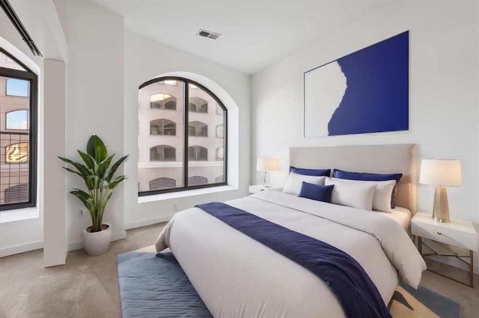Bedroom with baseboards