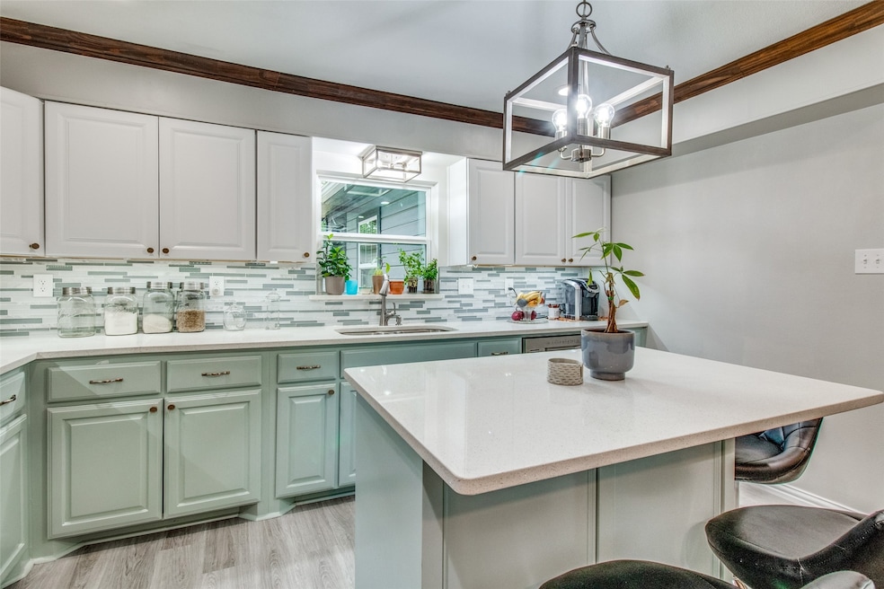 510 Star St, Denison, TX 75020 - photo 1