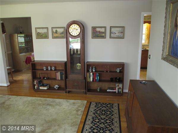 5610 Fillmore Ave, Alexandria, VA 22311 - photo 1