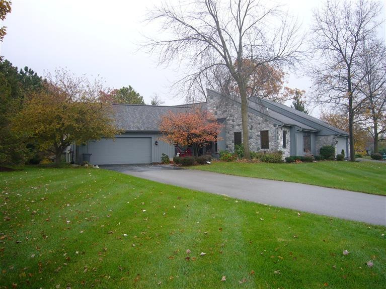 4997 N Quail Crest Dr SE unit 114, Grand Rapids, MI 49546 - photo 1