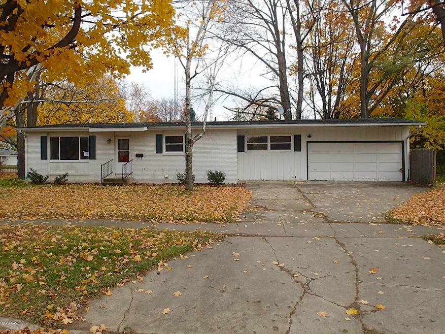 1119 N 16th St, Niles, MI 49120 - photo 1