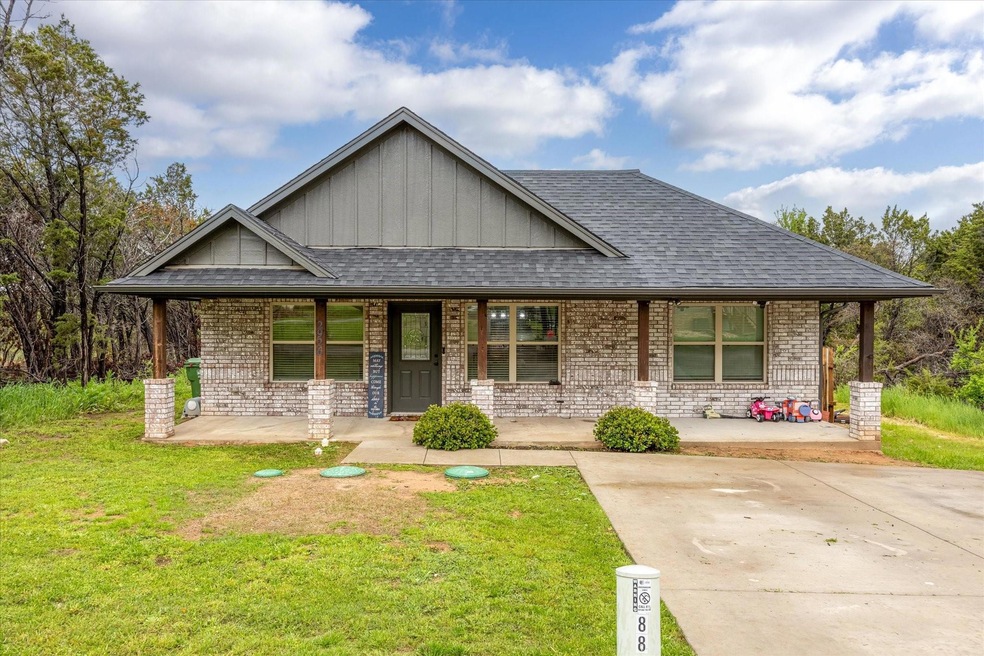 2926 Paluxy Trail, Granbury, TX 76048 - photo 1