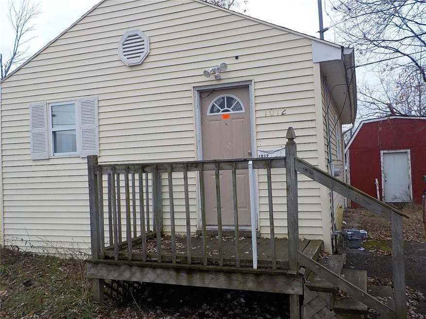 1012 Knapp Ave, Flint, MI 48503 - photo 1