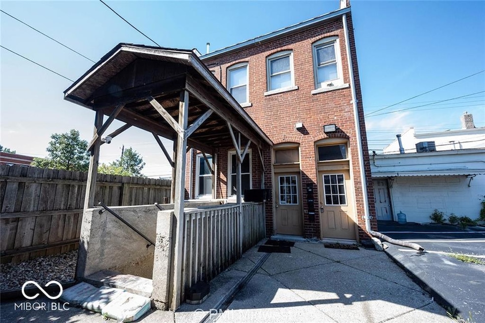 874 Virginia Ave unit B, Indianapolis, IN 46203 - photo 1