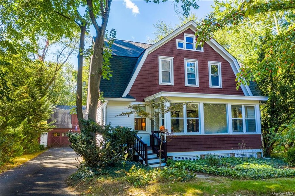 185 Oak Tree Rd, Tappan, NY 10983 - photo 1