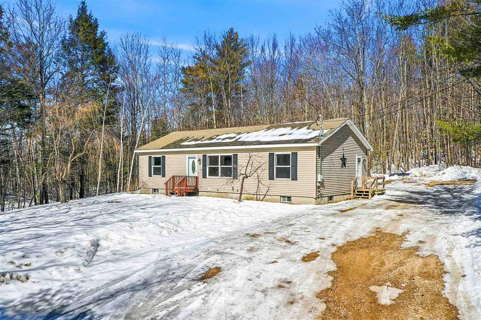 39 Grandview Rd, Milton, NH 03851 - photo 1