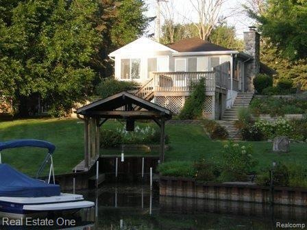WATERFRONT VIEW