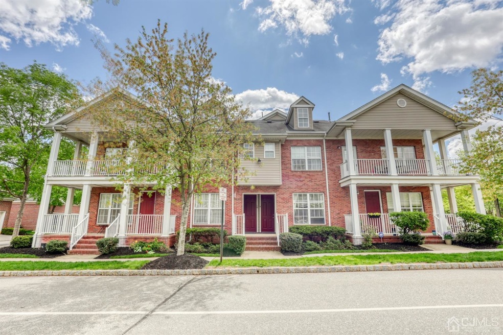 10 Central Square Park unit 10, Metuchen, NJ 08840 - photo 1