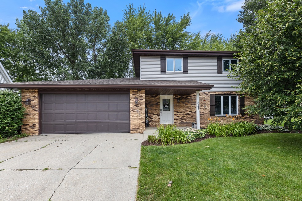 1321 Trend Dr, Morris, IL 60450 - photo 1