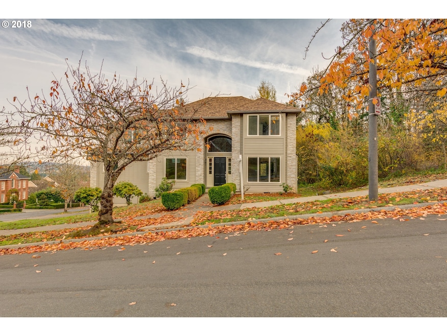 17606 Woodhurst Place, Lake Oswego, OR 97034 - photo 1