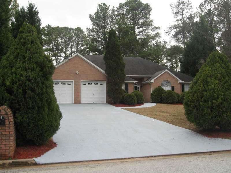 Exterior Front. WELCOME HOME