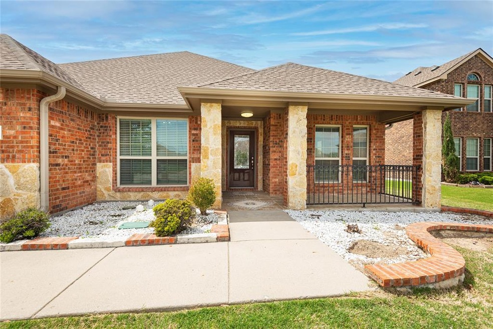 703 Lariat Ln, Wylie, TX 75098 - photo 1