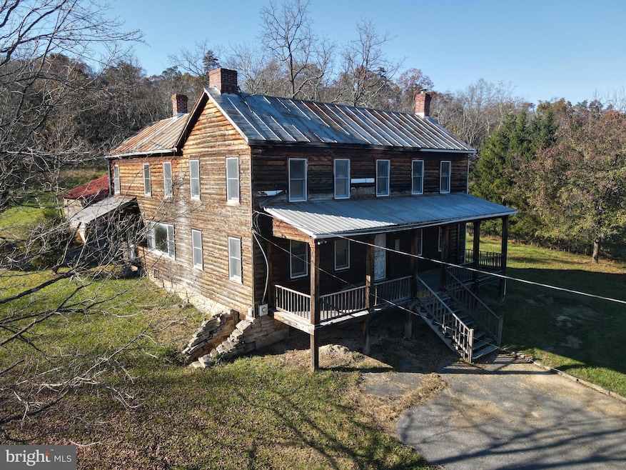 12500 Winchester Grade Rd, Berkeley Springs, WV 25411 - photo 1