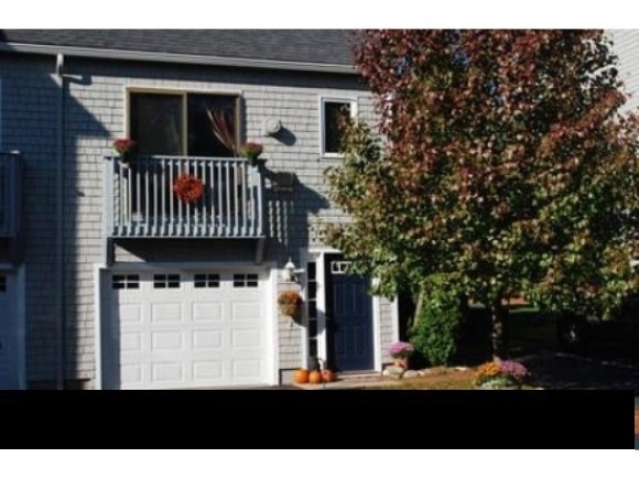 32 Profile Cir, Nashua, NH 03063 - photo 1