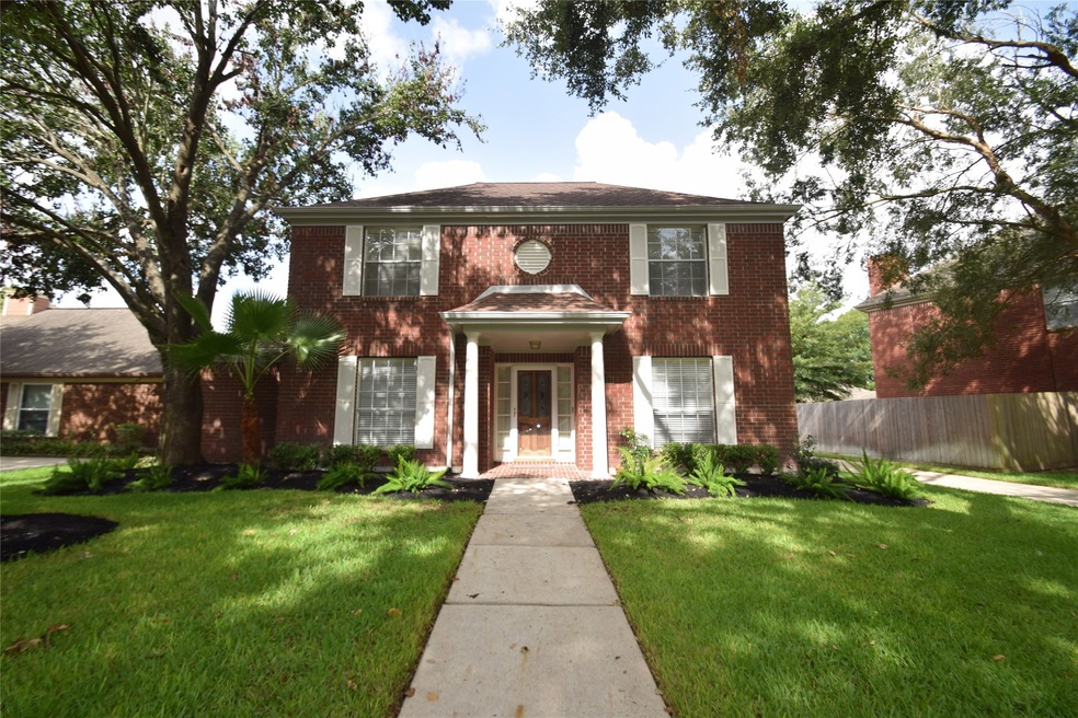 8111 Brighton Place Ct, Houston, TX 77095 - photo 1