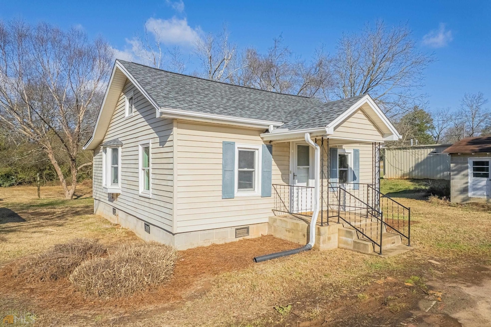 147 Campbell St, Royston, GA 30662 - photo 1