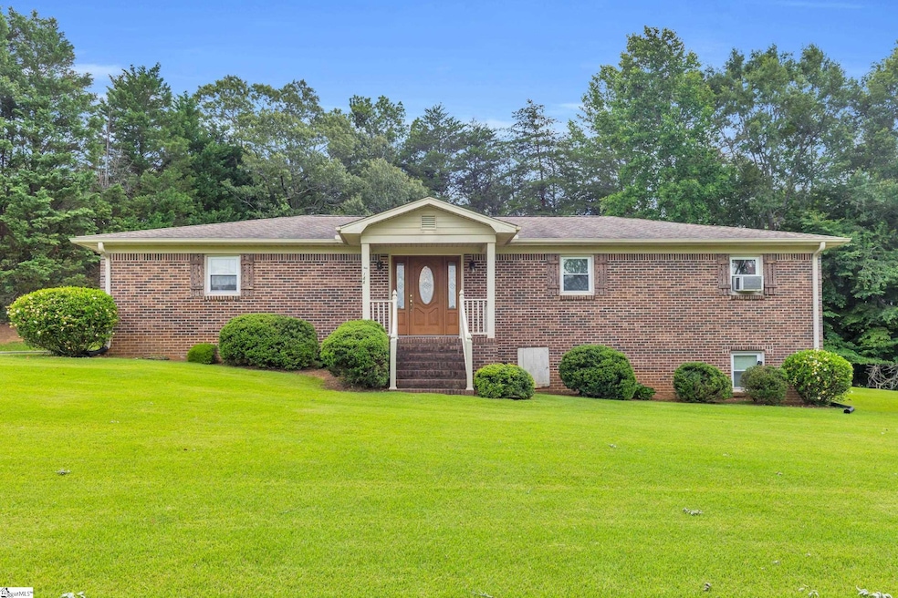 144 N Martin Rd, Easley, SC 29640 - photo 1