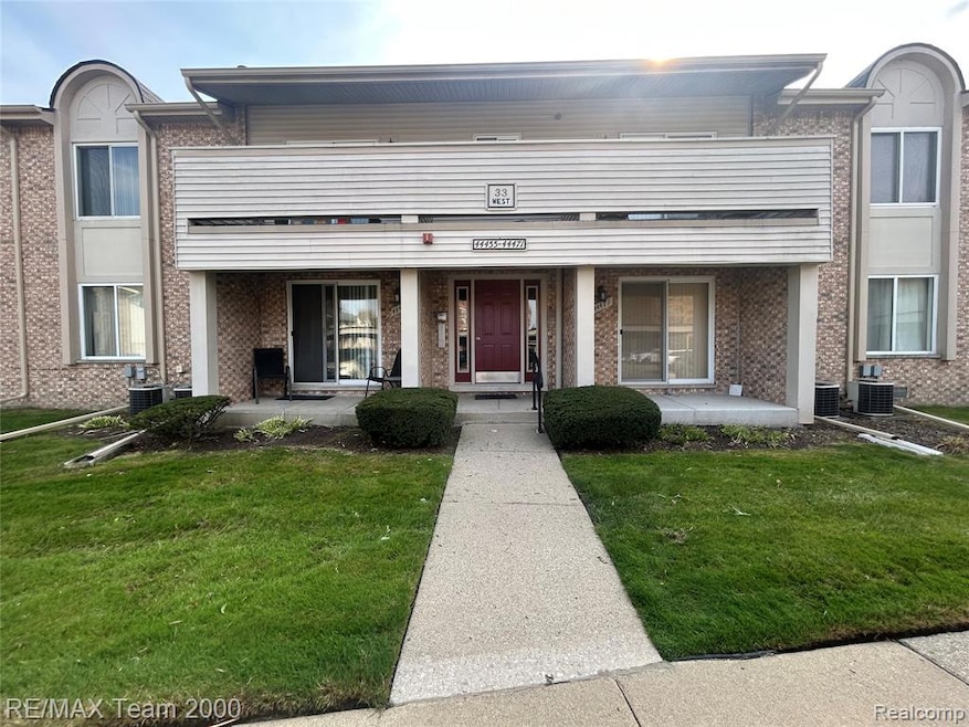44455 Savery Dr unit 119, Canton, MI 48187 - photo 1