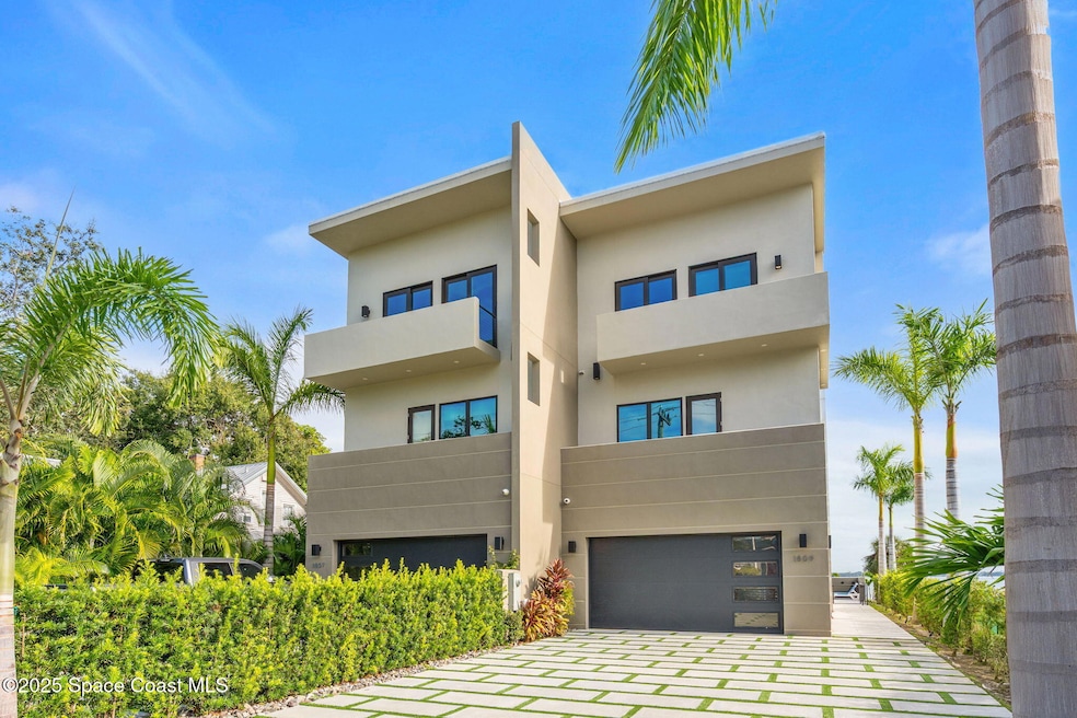 1809 Riverview Dr, Melbourne, FL 32901 - photo 1