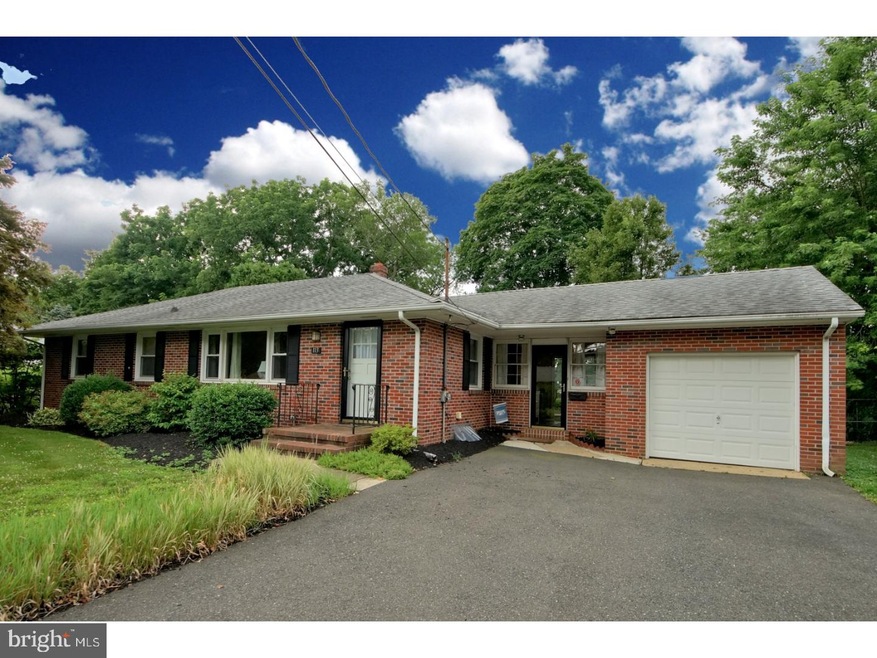 113 Springcrest Dr, Hightstown, NJ 08520 - photo 1