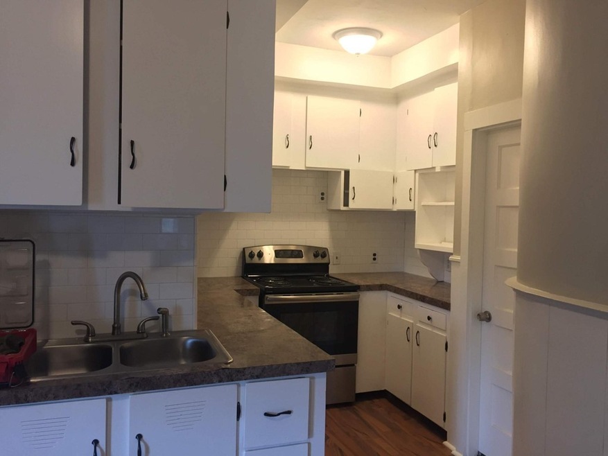 18 Stetson St unit 1, Bridgewater, MA 02324 - photo 1