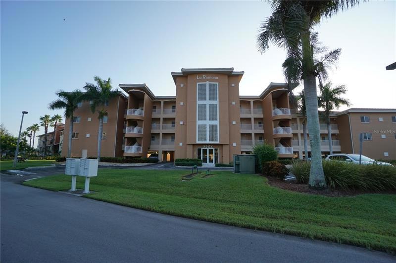 3322 Purple Martin Dr unit 122, Punta Gorda, FL 33950 - photo 1