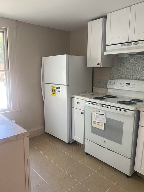 76 Warren St, Concord, NH 03301 - photo 1