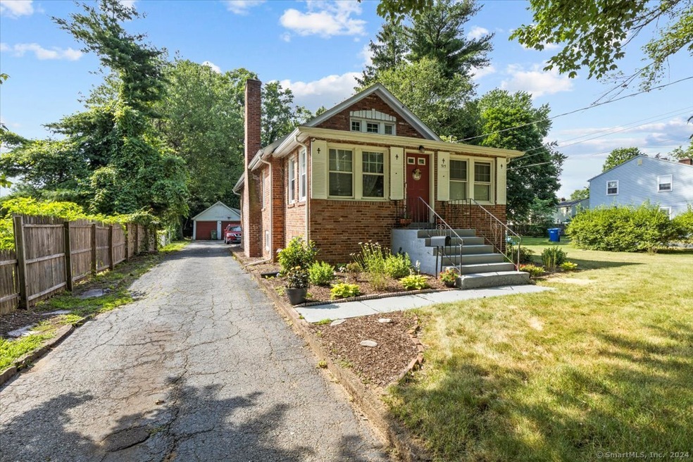 375 Rood Ave, Windsor, CT 06095 - photo 1