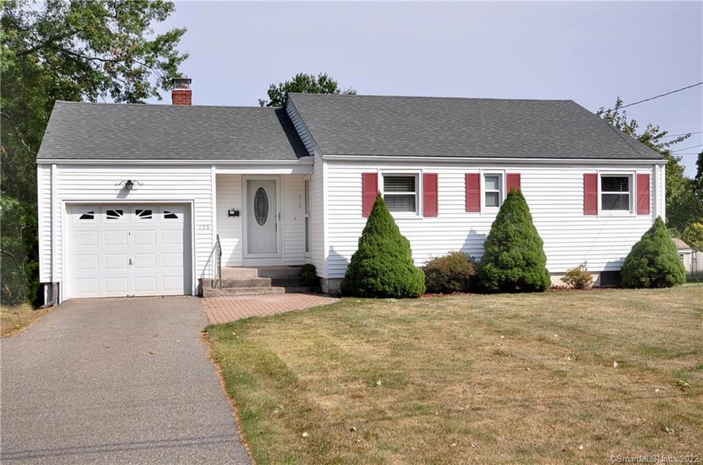 Welcome Home to 126 Jameswell Road! Pride of owner