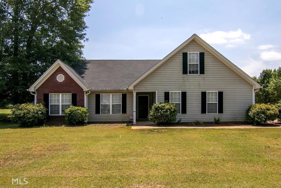 285 Butler Bridge Cir, Covington, GA 30016 - photo 1