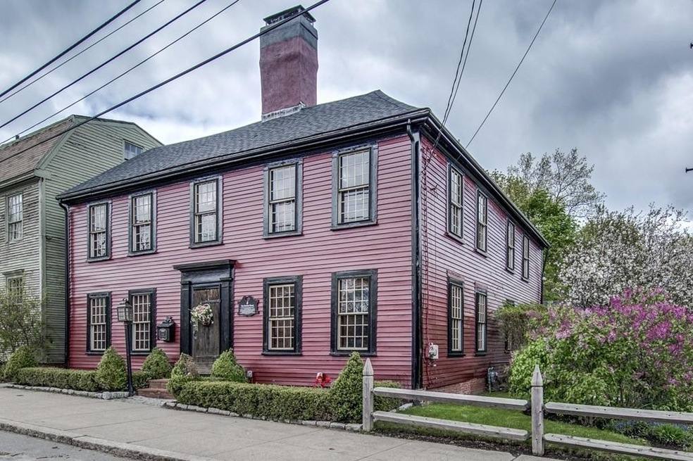 28 Winter St, Newburyport, MA 01950 - photo 1