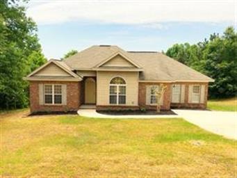 Welcome Home to 1080 Jug Factory Road in Wetumpka 