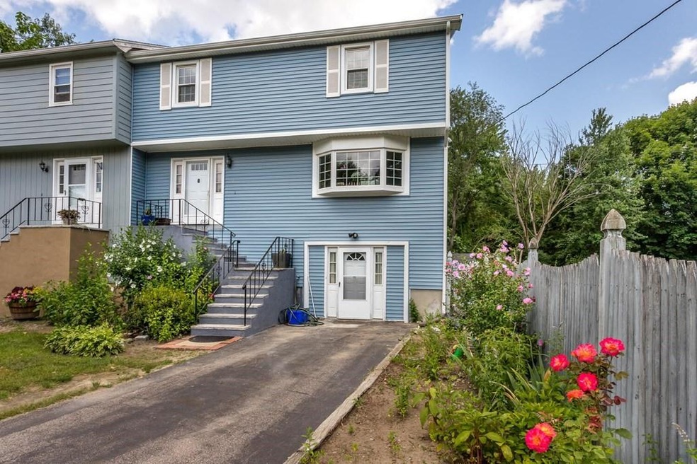 31 Pearl St, Randolph, MA 02368 - photo 1