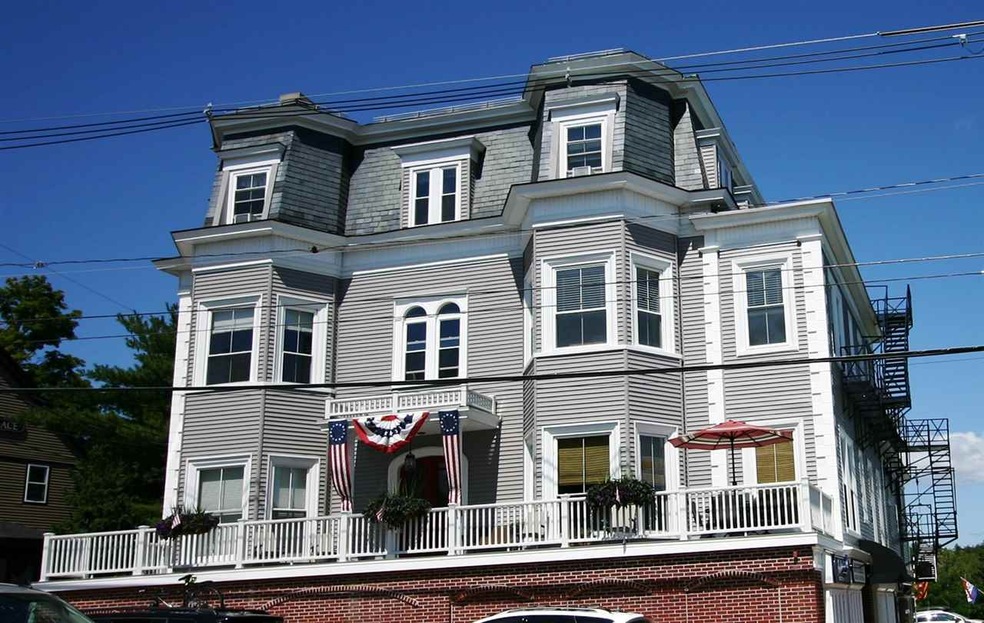 25 N Main St unit 7, Wolfeboro, NH 03894 - photo 1