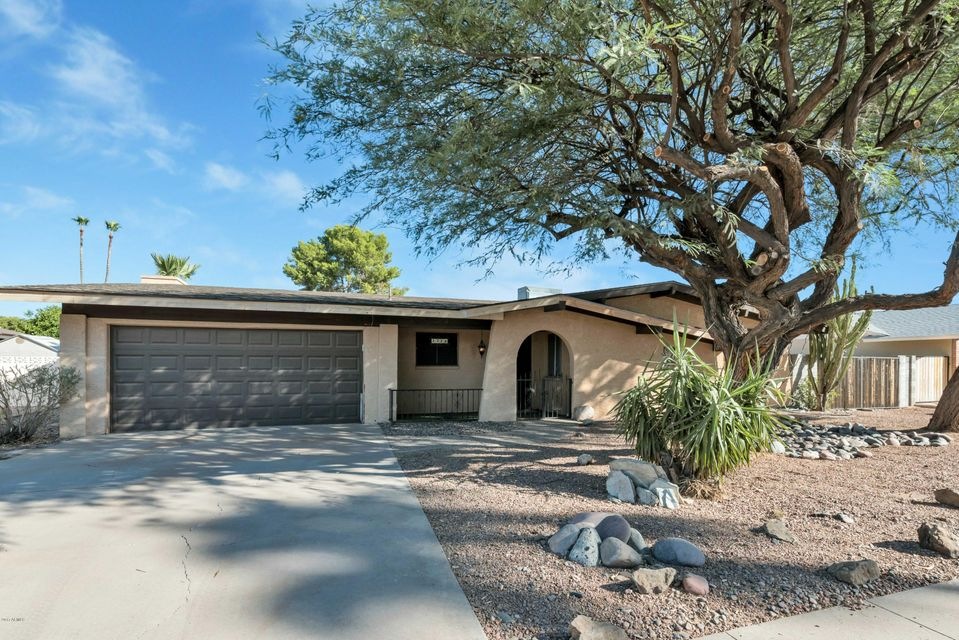 2226 E Encanto St, Mesa, AZ 85213 - photo 1
