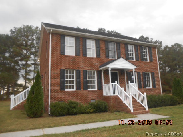 1310 Geron Ln, West Point, VA 23181 - photo 1