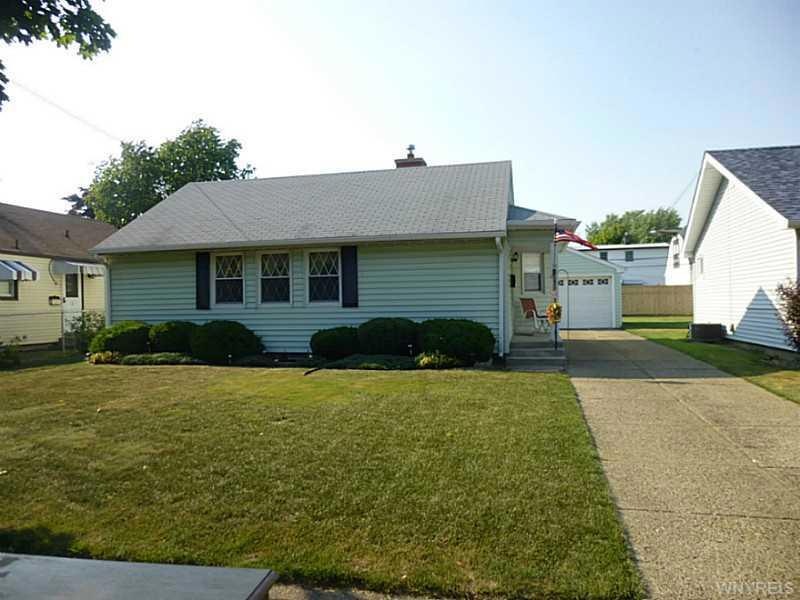 180 Oelkers St, North Tonawanda, NY 14120 - photo 1