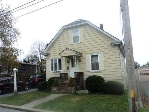 54 Prouteau St, Acushnet, MA 02743 - photo 1