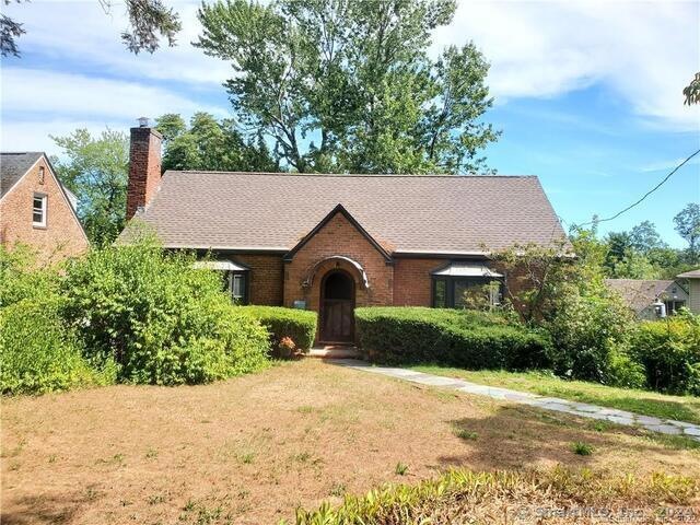 366 Ridgewood Rd, West Hartford, CT 06107 - photo 1