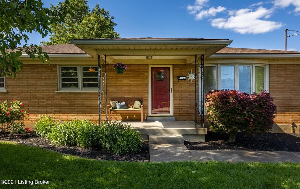 5205-Skylight-Dr-05062021-002