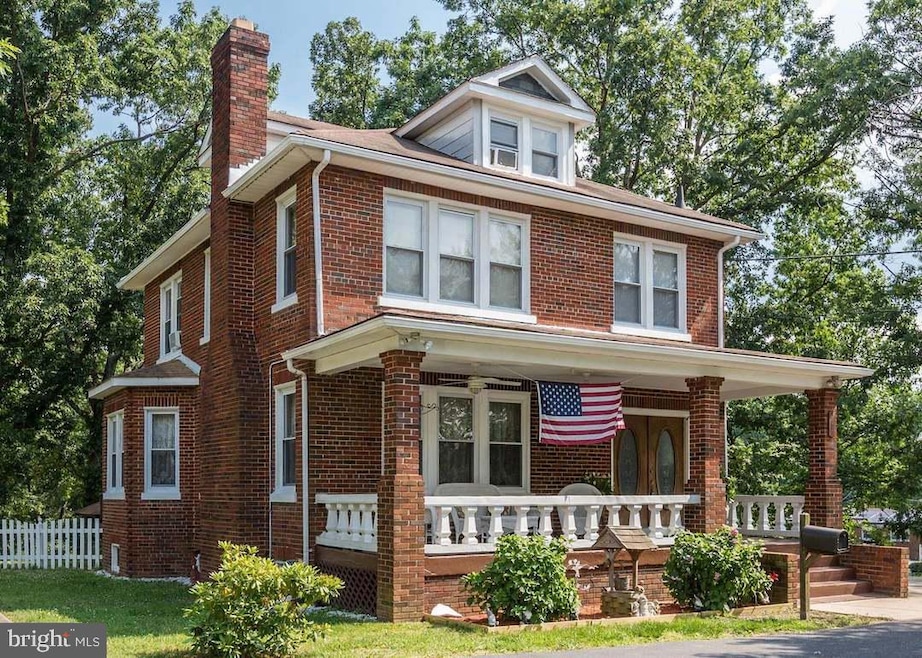 Coming Soon $650,000 • Co-Listing Agent